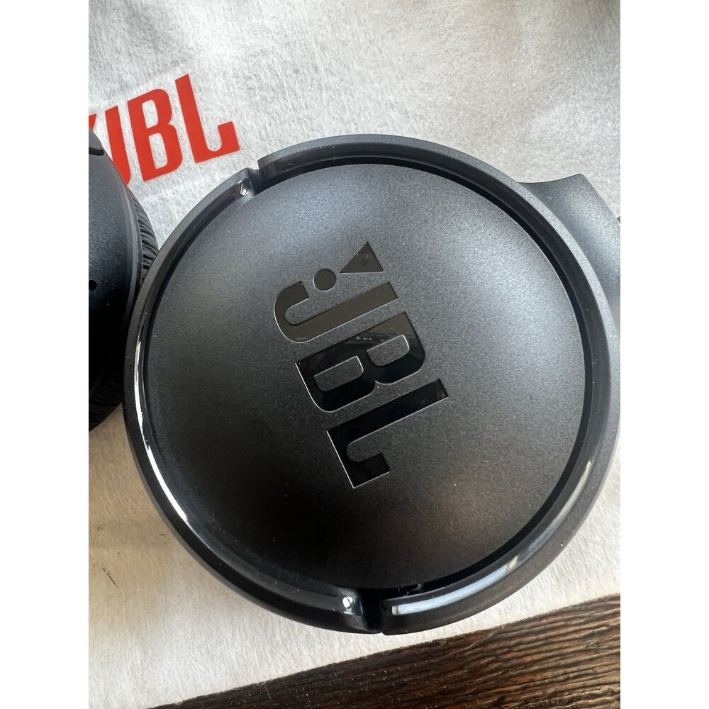 JBL Tune 520BT Wireless Bluetooth On-Ear Headphones With Built-In Microphone NEW - Picture 10 of 12